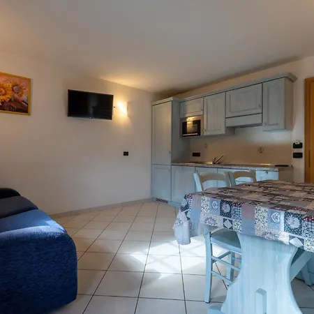 Bait Da Menin Achillea Apartment Livigno Exterior photo
